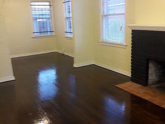4th image of 1919 College Cir N