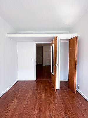 5th image of 631 E 11th St APT 14