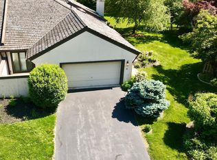 5 Steeplechase Ln, Blue Bell, PA 19422