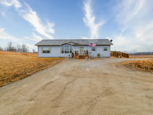 W2621 Hidden Ln, Seymour, WI 54165
