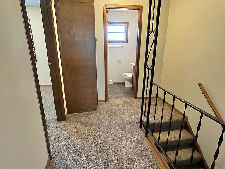 3804 S Hawthorne Ave — Photo 11
