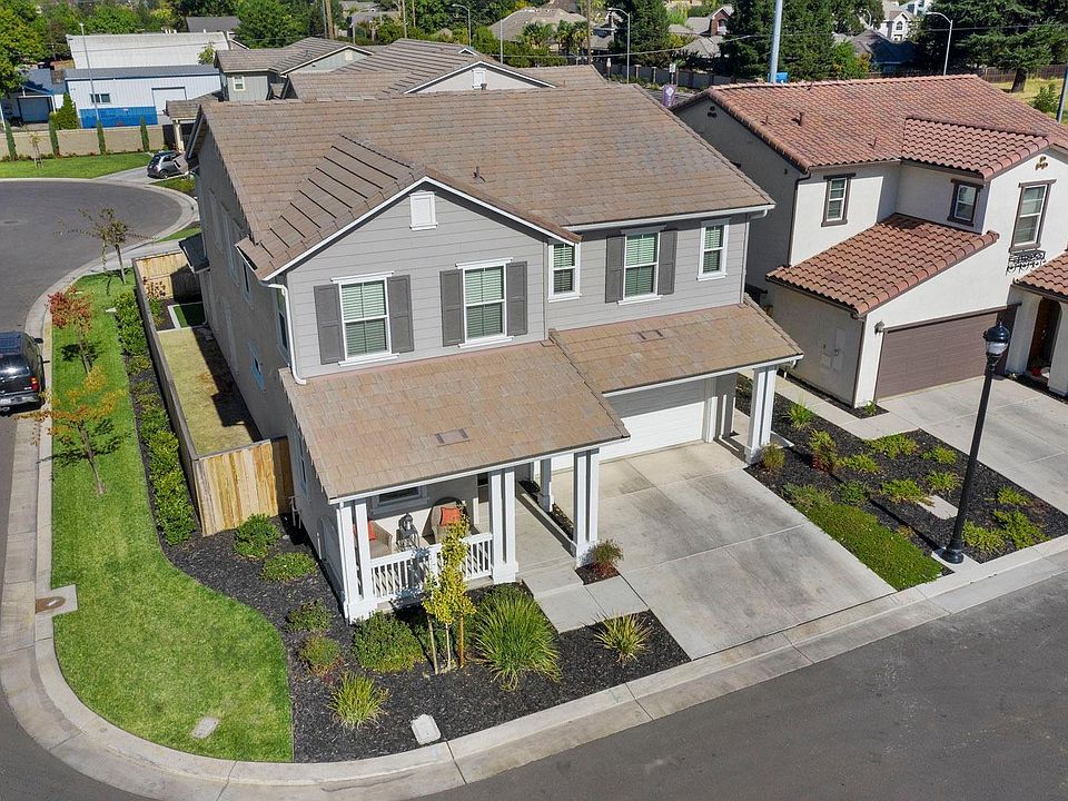 2nd image of 2507 Chardonnay Ln