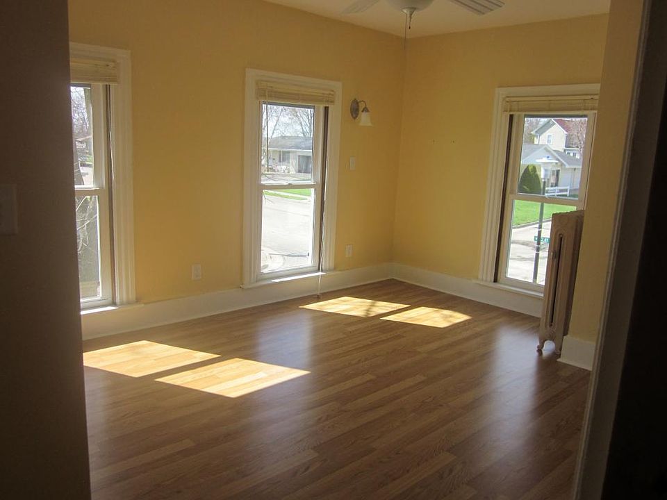 1st image of 316 Clay St