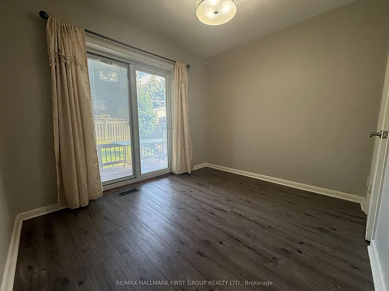 68 Tulloch Dr — Photo 14