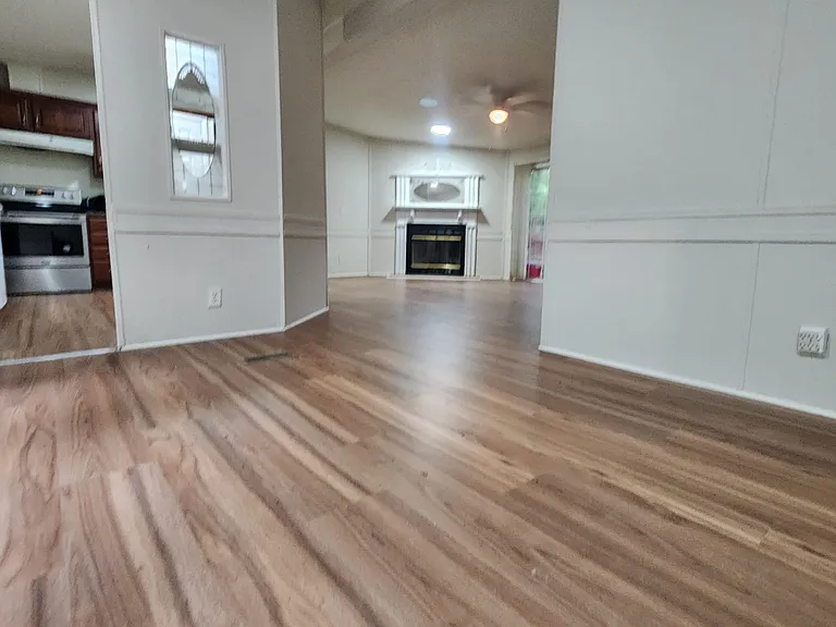 1241 Shannonbrook Ln — Photo 19