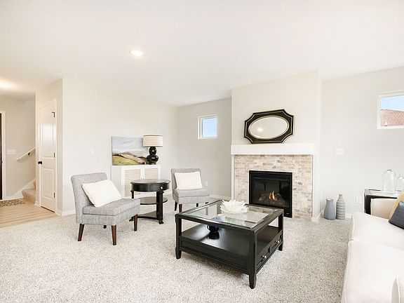 4th image of 3346 Camrose Dr