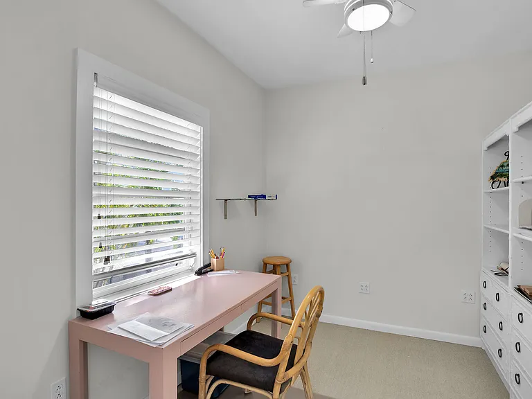 314 Loeb Ave — Photo 11
