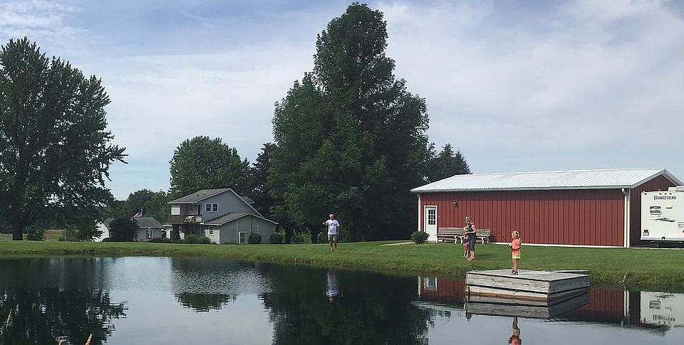 Pond and Morton Building