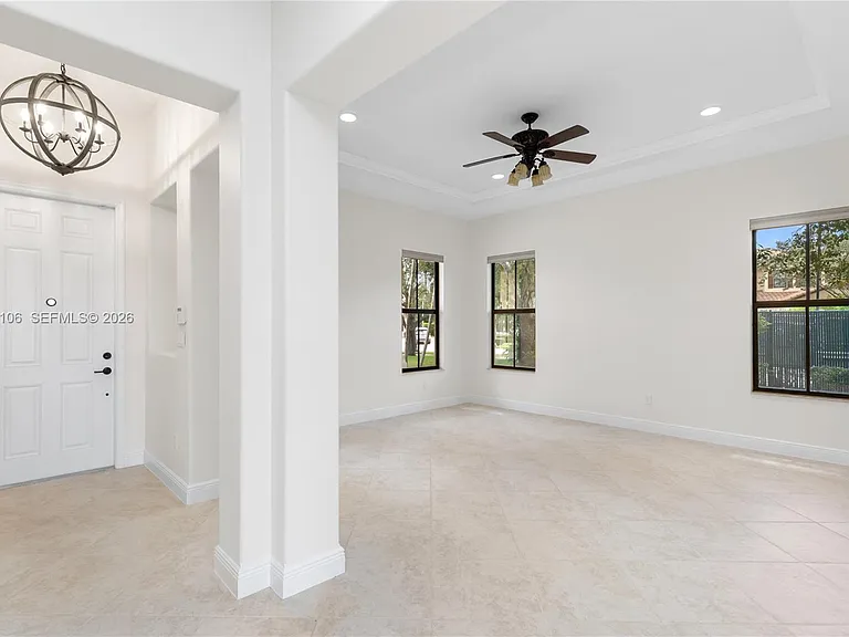 8420 NW 33rd St — Photo 15