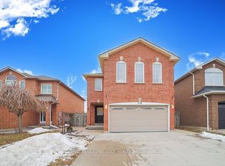130 Solway Ave, Vaughan, ON L6A 2X2