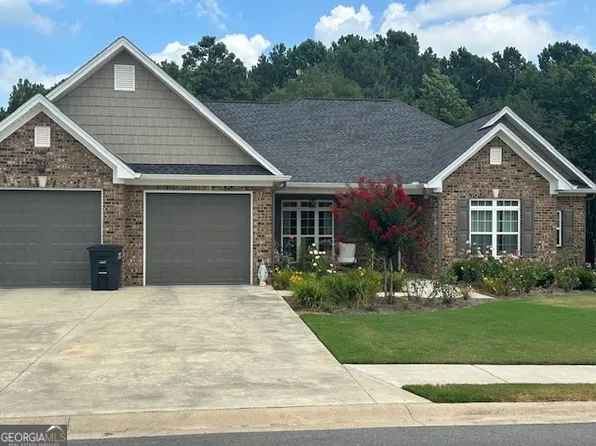113 Mountain View Dr, Calhoun, GA 30701