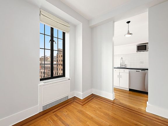 5th image of 201 W 16th St APT 9C