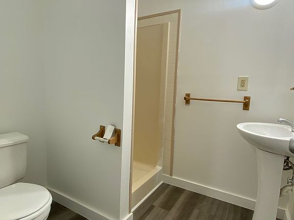 4th image of 313 Galesburg Rd #250