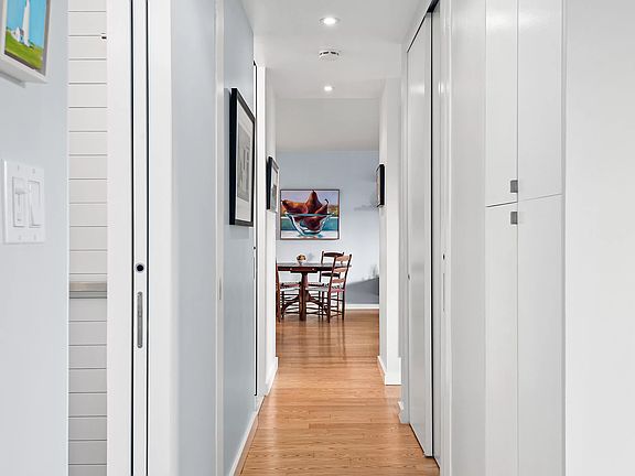 5th image of 401 E 84th St APT 16B