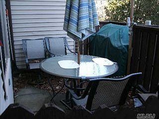 2nd image of 706 Hilltop Ct