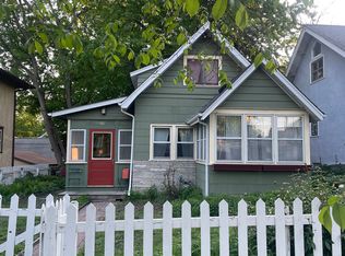 171 Exeter Pl, Saint Paul, MN 55104