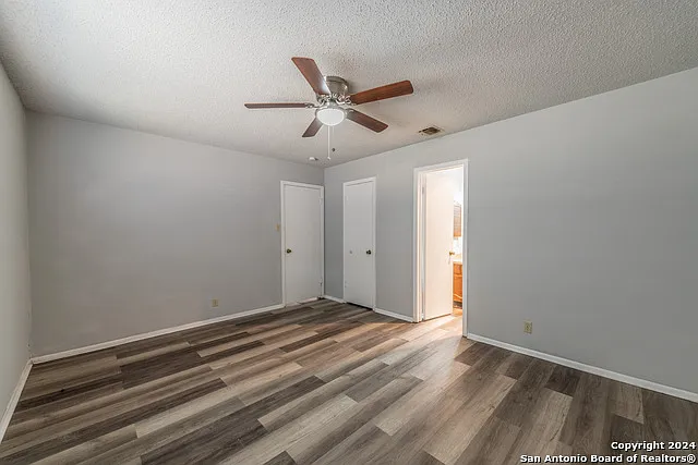 5011 Thomas Paine Dr — Photo 18