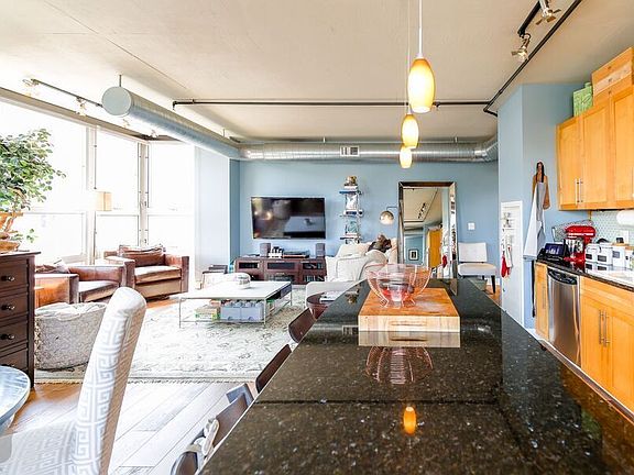 3rd image of 2125 14th St NW APT 315