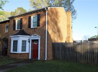 5 Colonial Way, Chesapeake, VA 23325