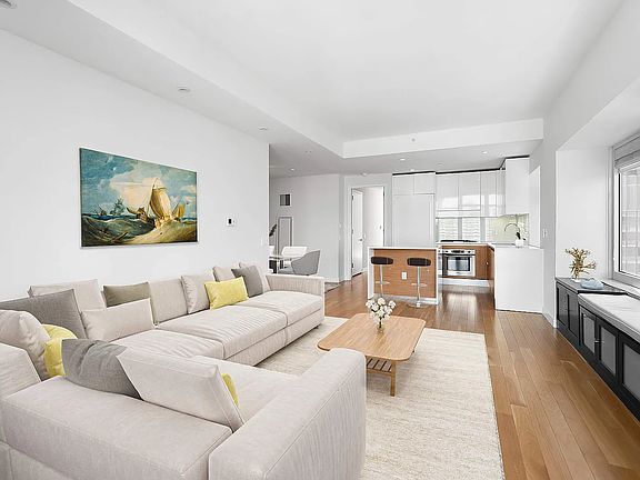2nd image of 555 W 59th St APT 20B