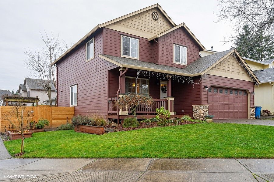 1st image of 4921 NE 57th St