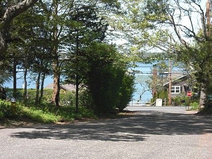 3rd image of 14 Wickatuck Dr