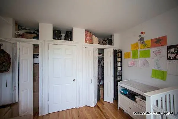 Rented by Metropolitan Realty | media 30