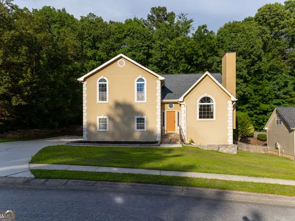 5705 Glandor Dr SE, Mableton, GA 30126
