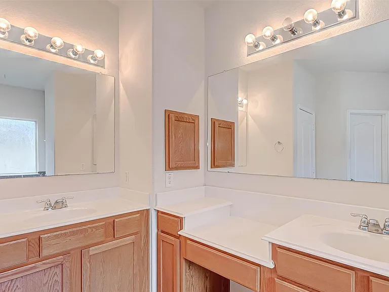 2815 Mustang Hill Ln — Photo 34