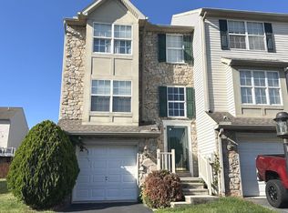 110 Sara Ln, Hanover, PA 17331