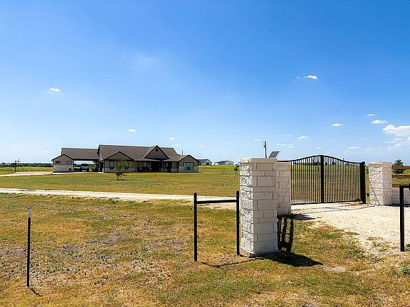 4th image of 323 County Road 301