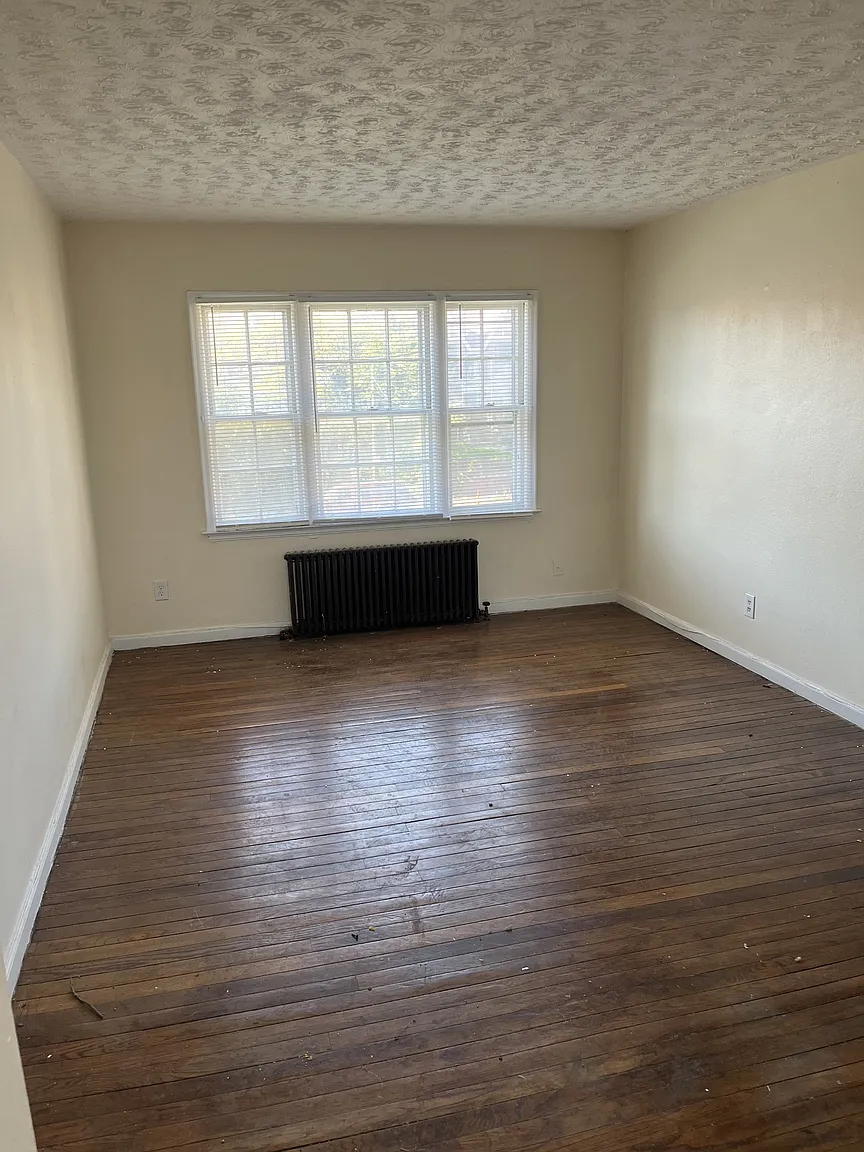 2662-2678 N Main St #11057254 photo 1