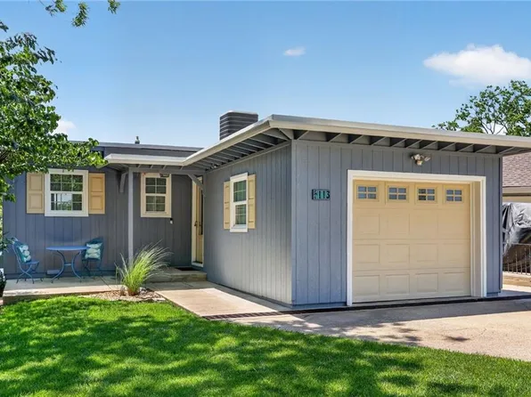 113 N Shore Dr, Kansas City, MO 64151