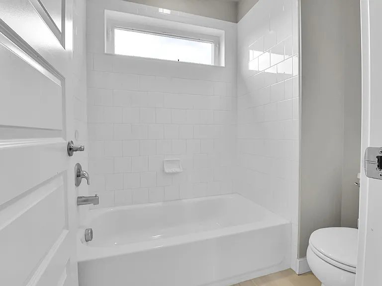 2350 S Troy Ct — Photo 29