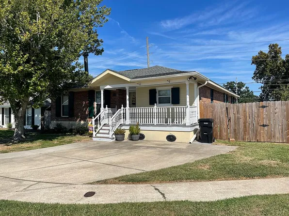 3300 E Catahoula Ct, Kenner, LA 70065