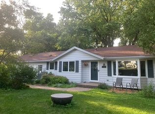 15800 Valley View Rd, Eden Prairie, MN 55344