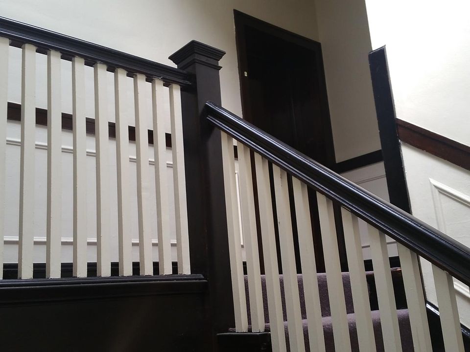 2nd image of 6810 N Lakewood Ave APT 3A