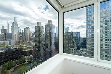 Rented by Nest Seekers International