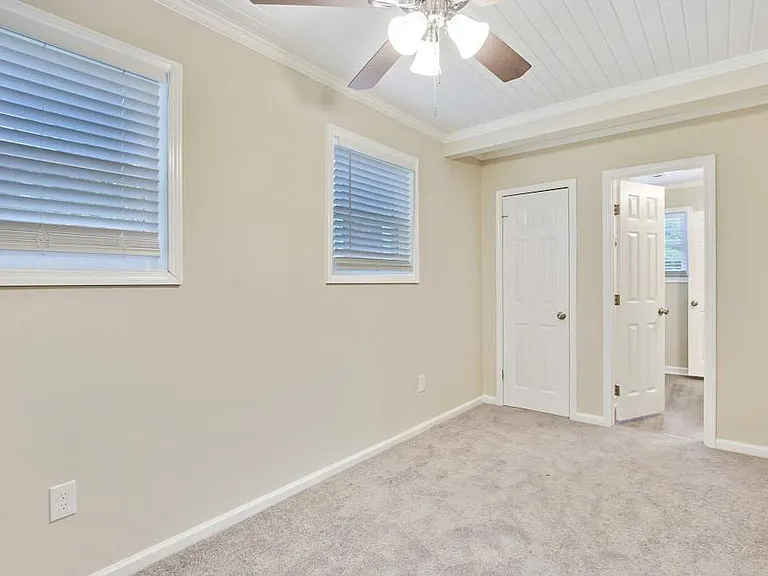 1372 E Forrest Ave — Photo 12