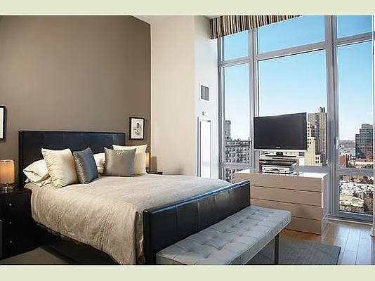 Sold by Stribling | media 32