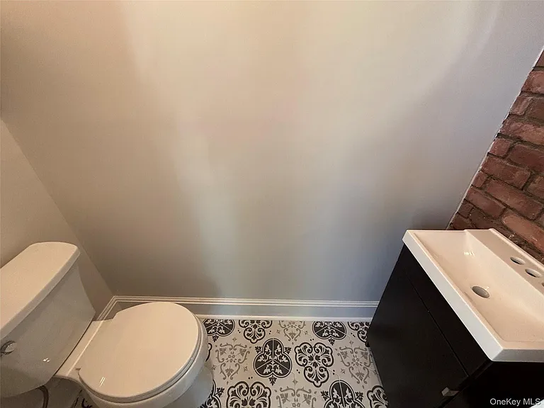 23 Perry Ave — Photo 19