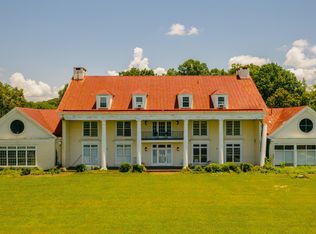 180 Whirlwind Point Ln, Clinton, TN 37716