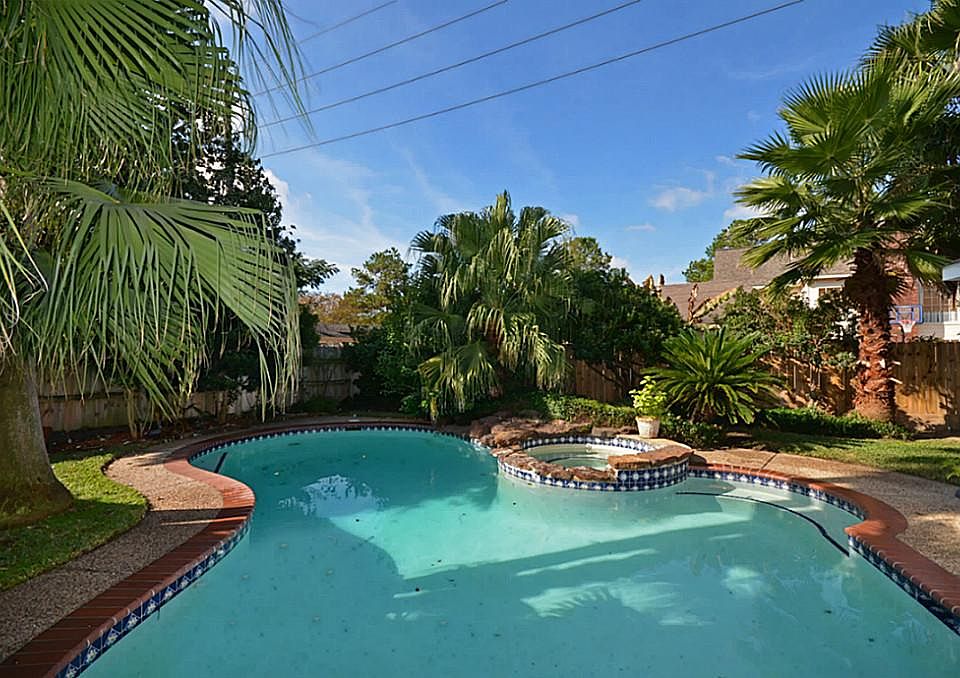 1st image of 16307 Doverton Ln