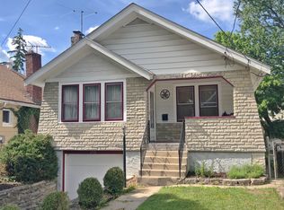 6916 Bramble Ave, Cincinnati, OH 45227
