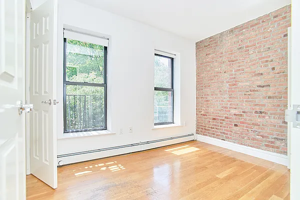 Rented by Keller Williams NYC | media 23