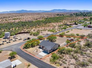 13952 S Bluebird Ln, Spring Valley, AZ 86333