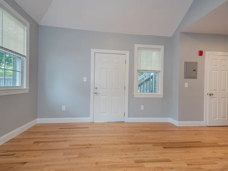 293 Fayette St — Photo 21