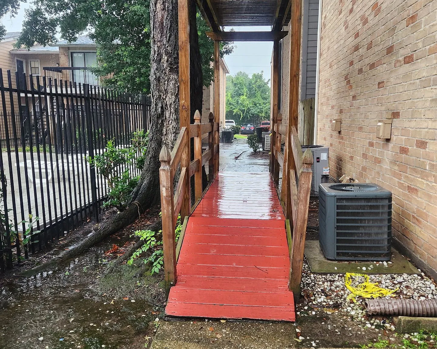 Cypresswood Crossing Apartments — Photo 1