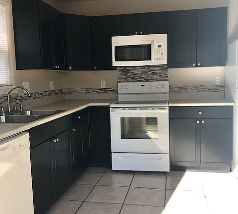 5th image of 710 6th St