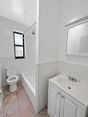 Rented by Swythe, Inc. | media 27